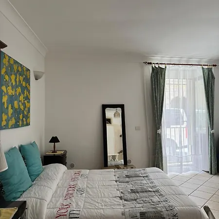 Scirocco A Levante Apartman Szirakúza